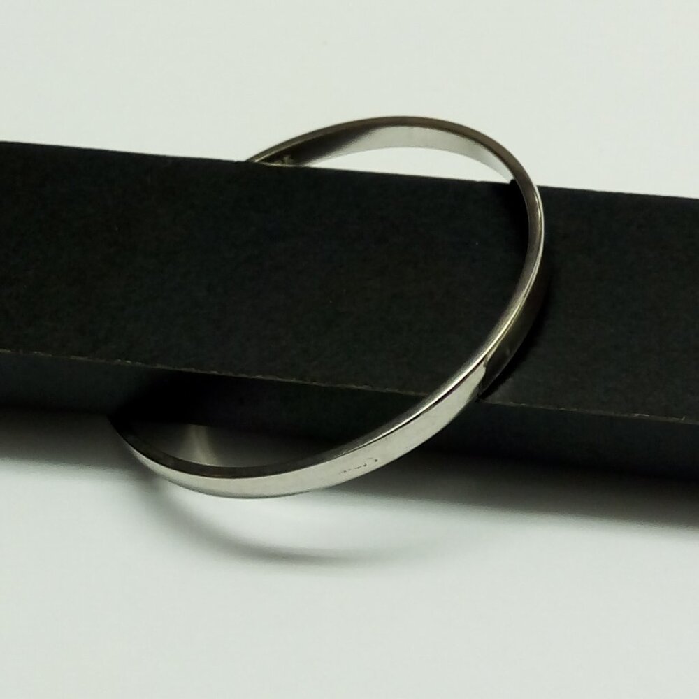 Kate Spade New York Idiom FIND THE SILVER LINING Bangle